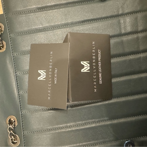 Marcell Von Berlin LA Shoulder Bag - Picture 3 of 7